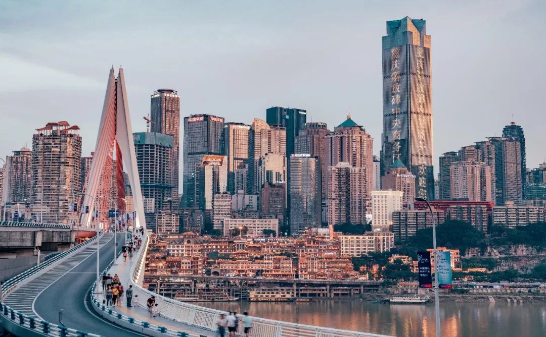 山城日常，重庆小记里的趣味时光